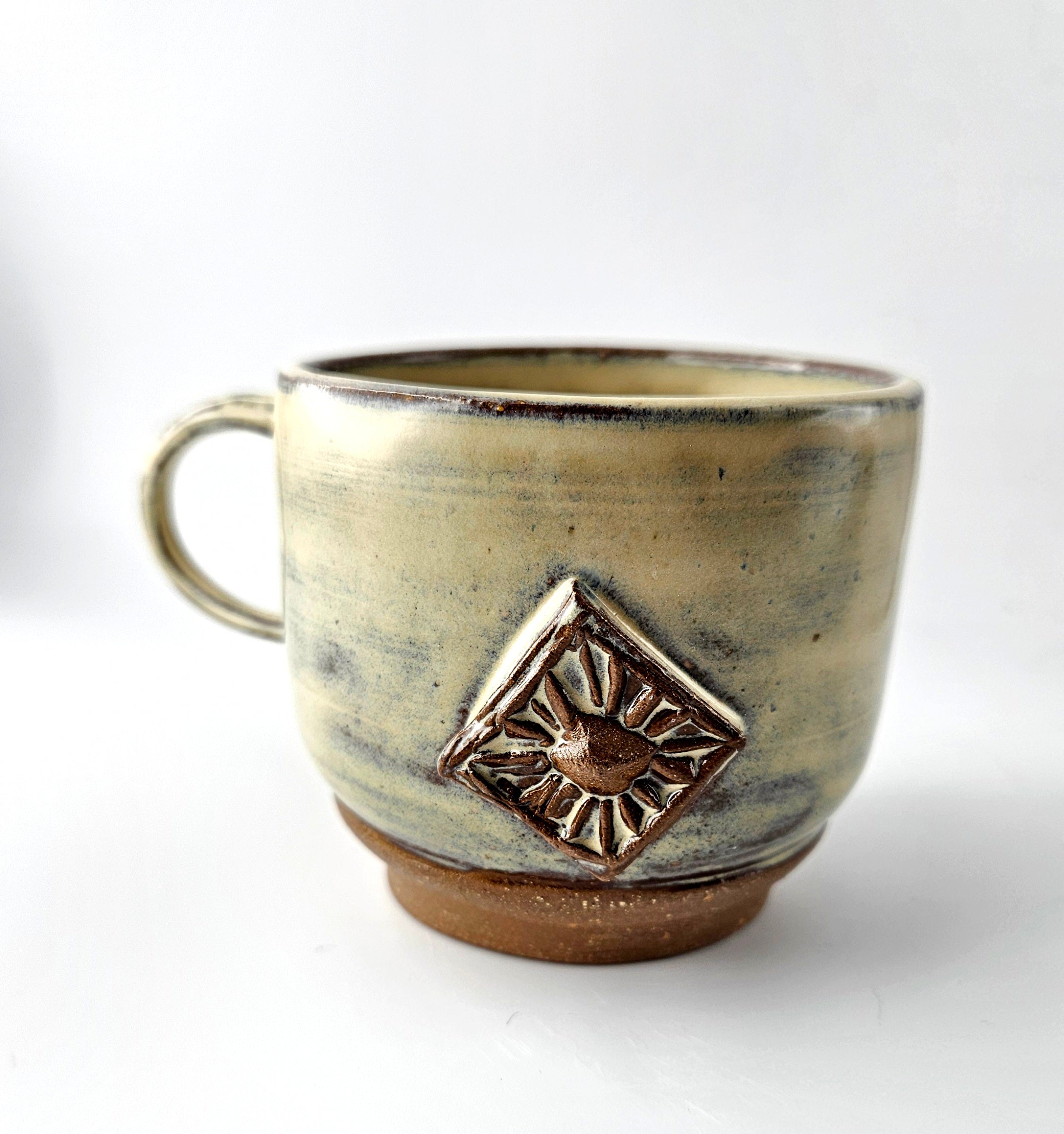 Radiating Mug